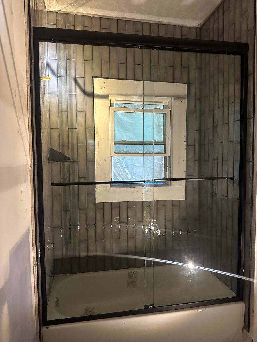 Semi-Frameless Shower Doors for Pristine Shower Doors in Adairsville, GA