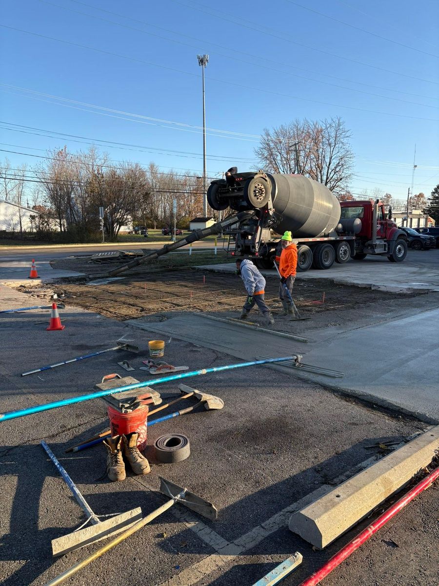 Sidewalk Installation for Concrete Pros, LLC in Lorain, OH