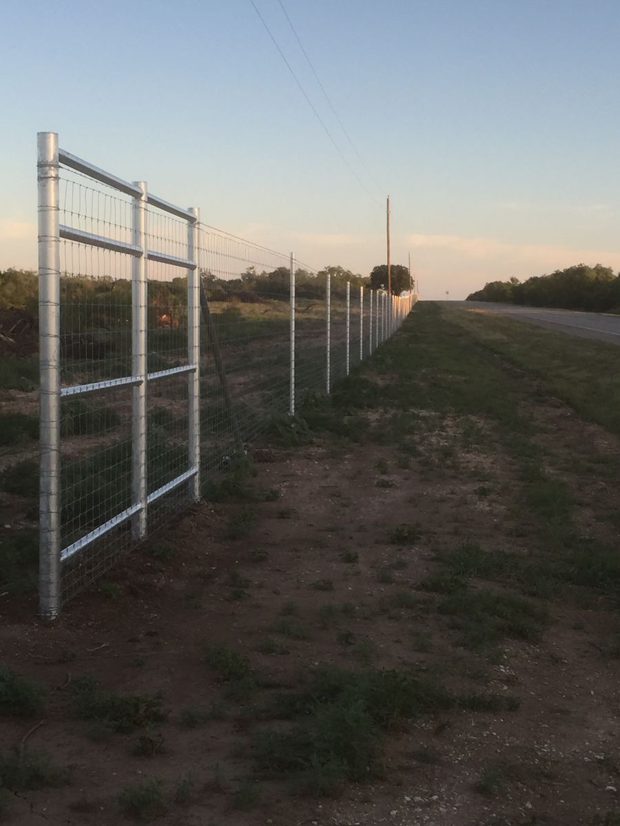 High-Game Fencing for 5-7 Fencing & Construction in Madisonville, TX
