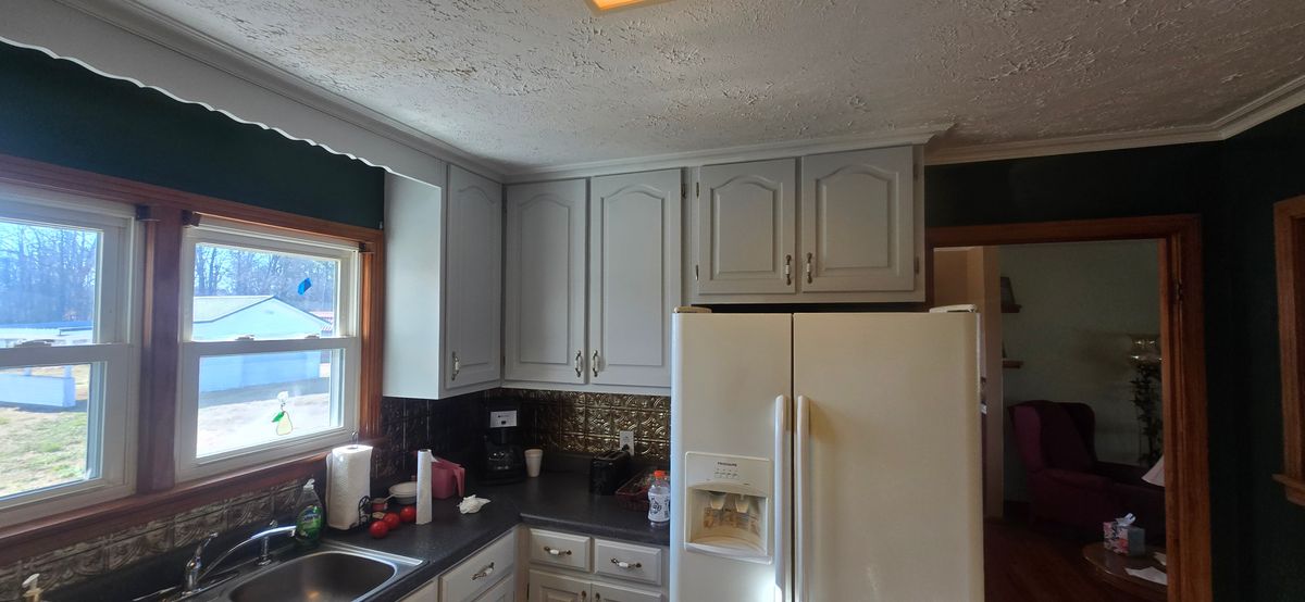 Kitchen and Cabinet Refinishing for Second Chance Painting  in McMinnville, TN