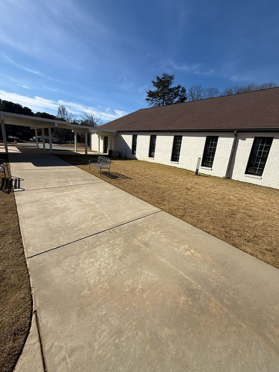 Commercial Landscaping for Amerigreen Lawn & Landscape in Duluth, GA