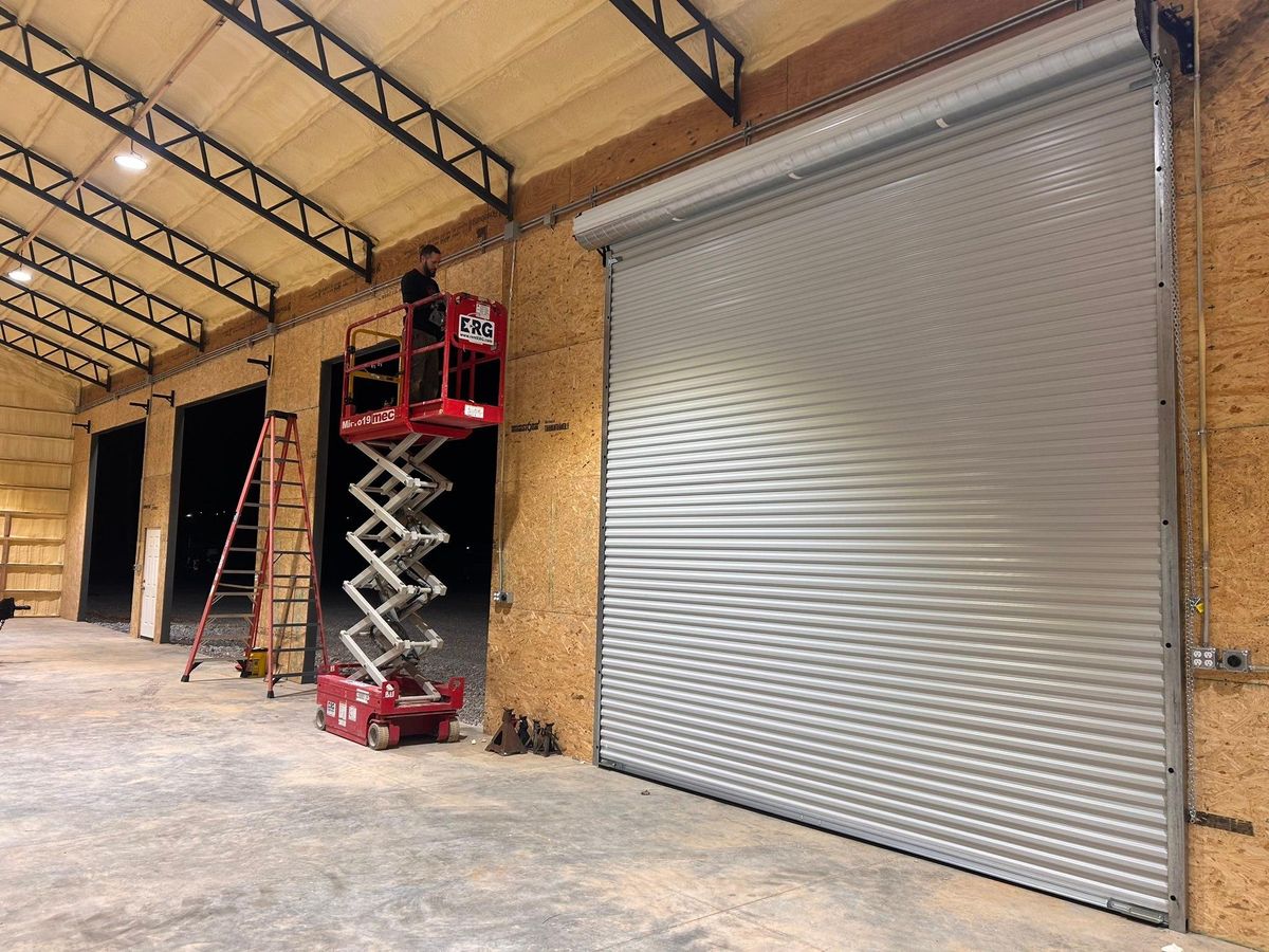 Garage Door Repair for C & B Garage Doors, LLC in Tellico Plains, TN
