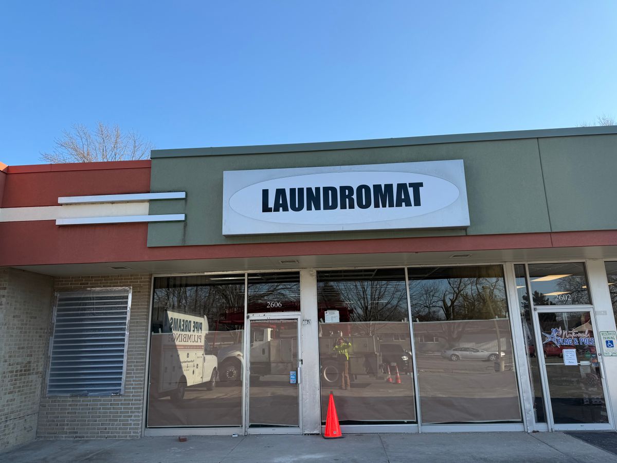 Store Front Signs for MTZ Signs in Janseville, WI