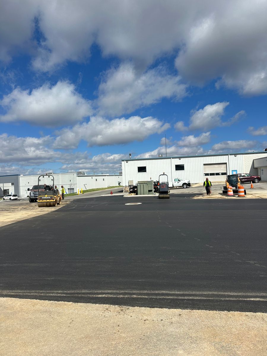 Asphalt Driveways for James R Carter Paving in Roanoke, VA