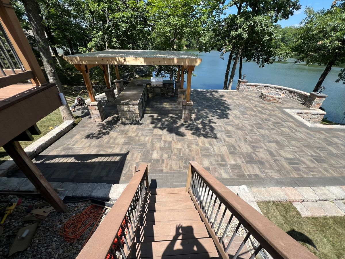 Landscape Installation for Mayfield Landscaping in Staunton, IL