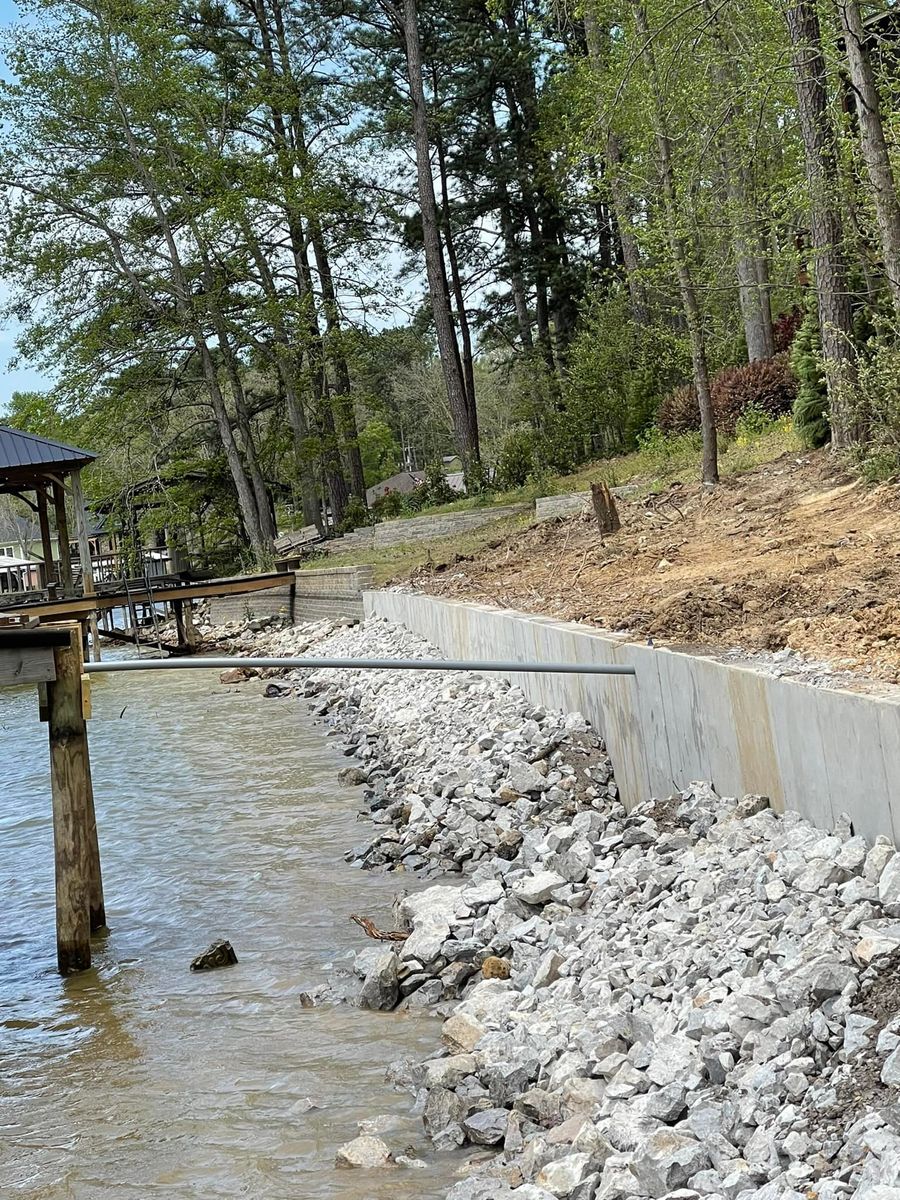 Retaining Walls & Seawalls for Stillwell Earthworks in Trussville, AL