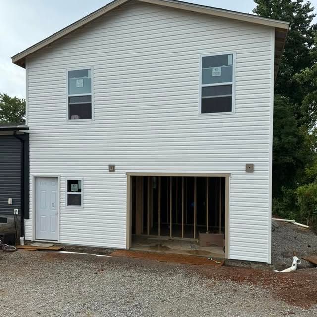 Carpentry for Apex Construction in Knoxville, TN