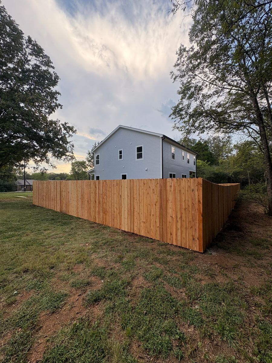 Fencing for Decking & Fencing, LLC in Bowling Green, KY