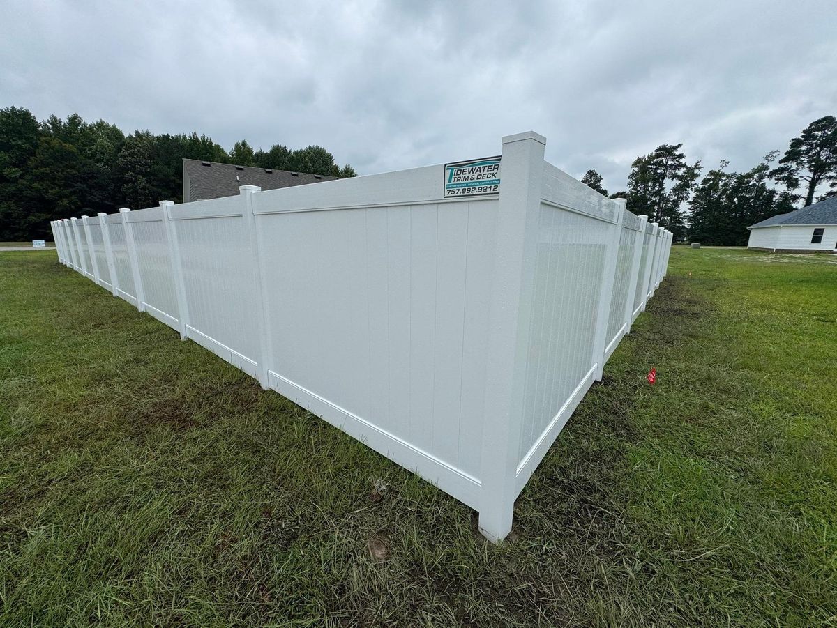 Vinyl Fencing for Tidewater Trim & Deck in Moyock, NC