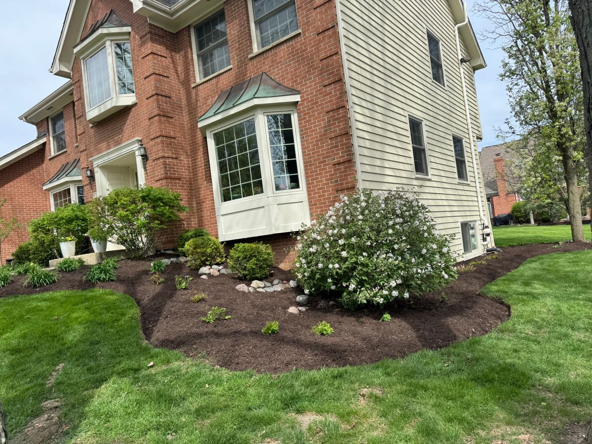 Mulch Installation for R&L Deluxe Landscaping in Hanover Park, IL