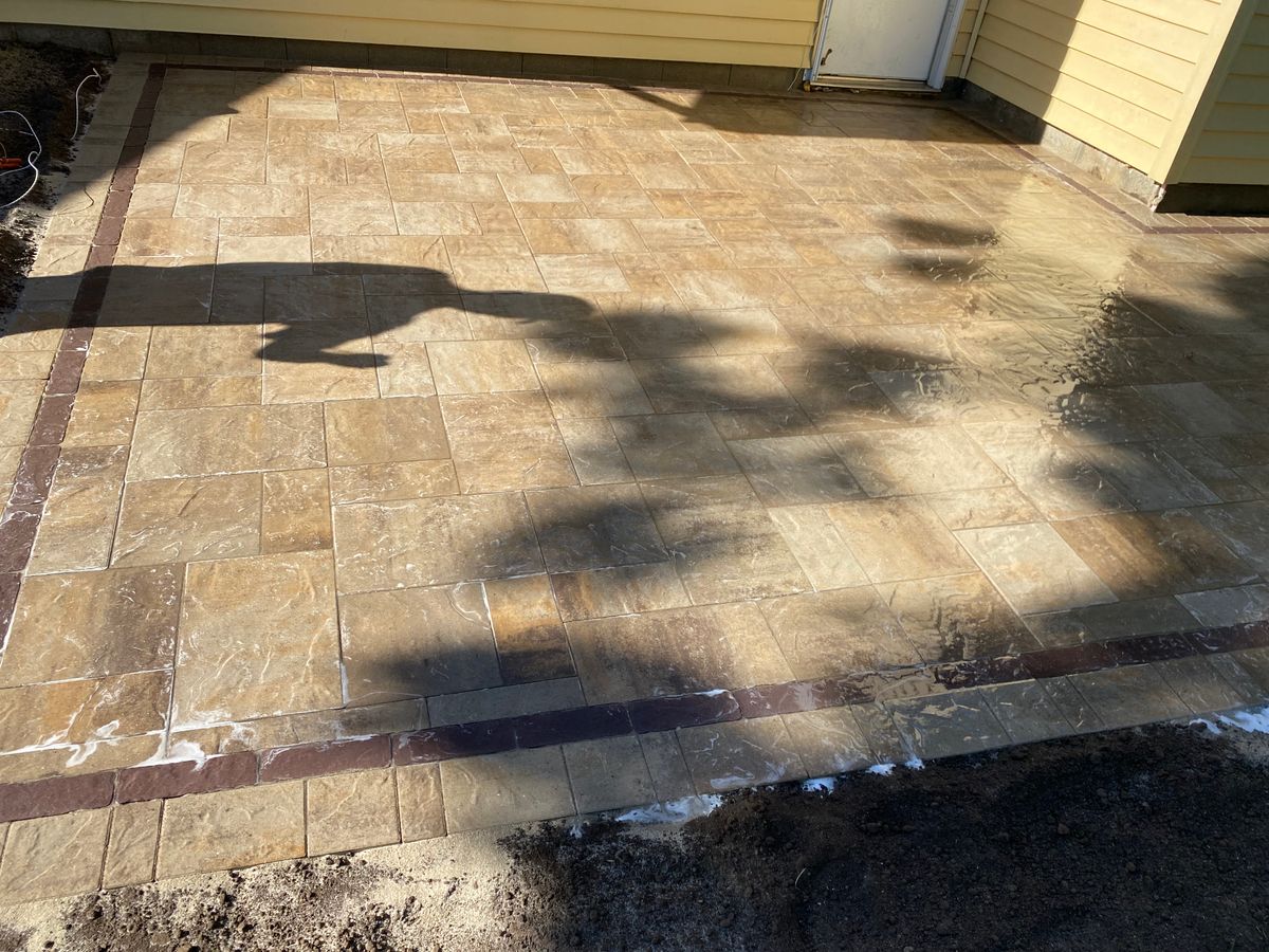 Hardscapes for Paradise Lawnscapes in West Bend, WI