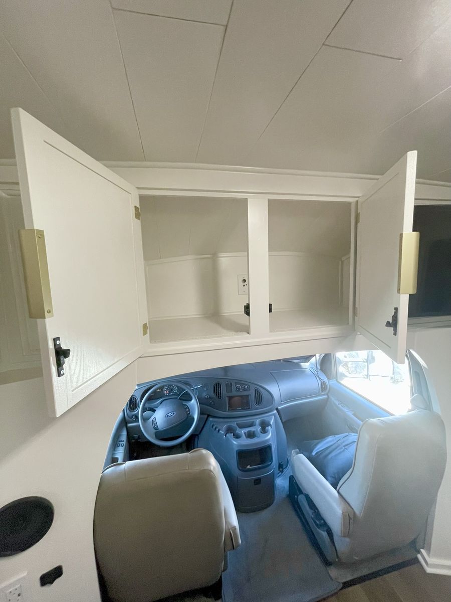 For Sale for Mauka to Makai RV Renovations in Los Angeles, CA