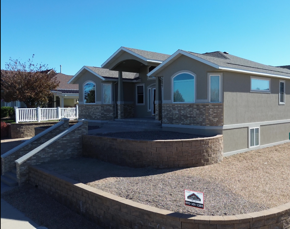 Windows Installation for Living Stone Roofing in Fort Morgan, CO