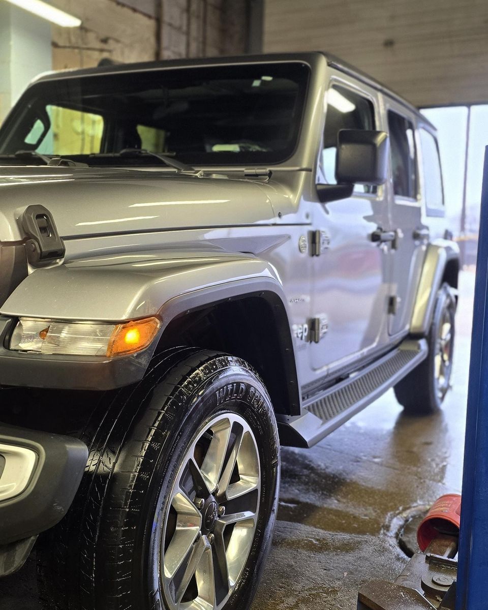 Full Detail Service for Luxury Auto Detail in Peoria, IL