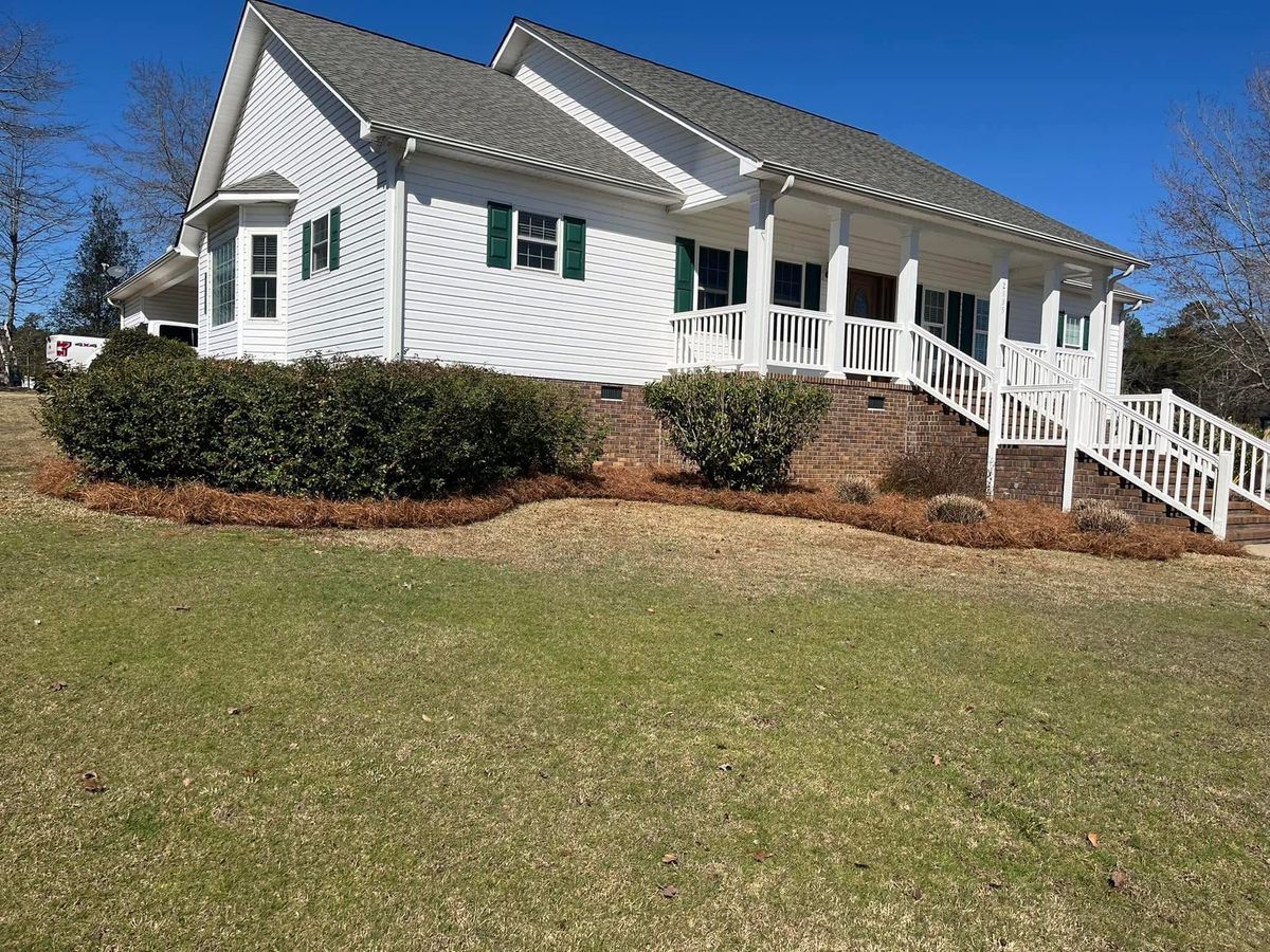 Lawn Maintenance for S&D Lawn & Landscape LLC in Gilbert, SC