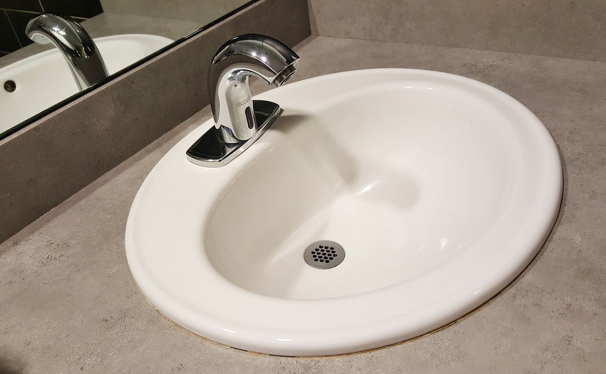 Toilet and Sink Installation for Straight Plumbing & Heating in Quincy, MA