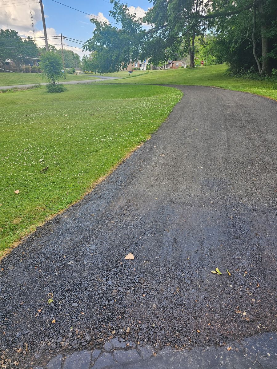 Gravel Driveway Grading & Repair for Seals Outdoor Services in Perrysville, OH