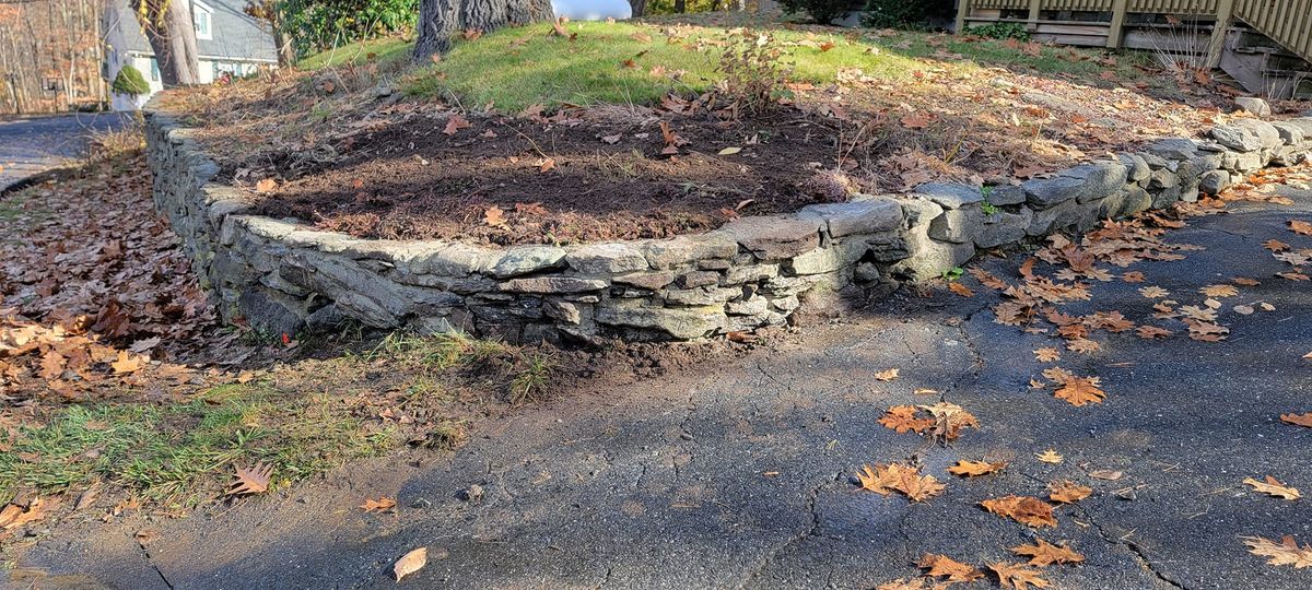 Retaining Wall Construction for Romero Máster Landscaping in Lunenburg, MA
