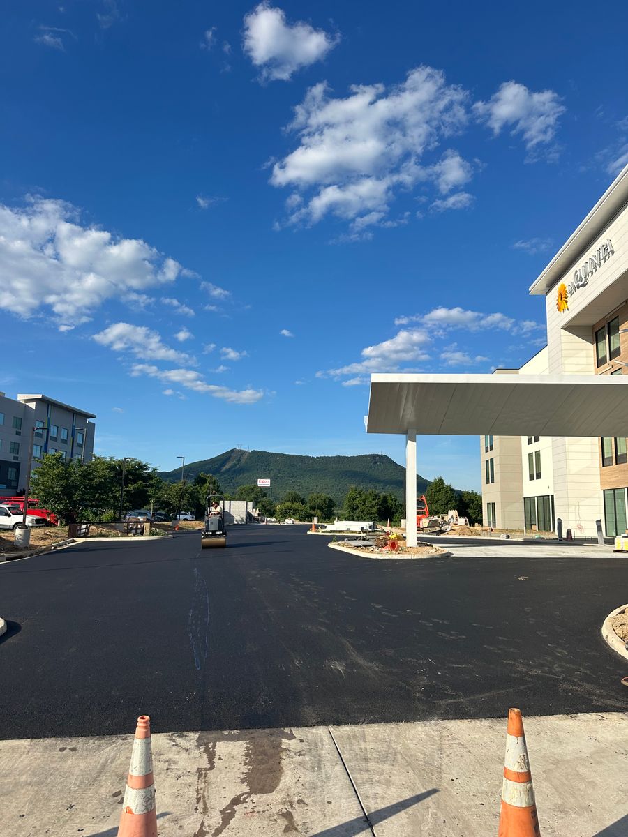 Asphalt Driveways for James R Carter Paving in Roanoke, VA