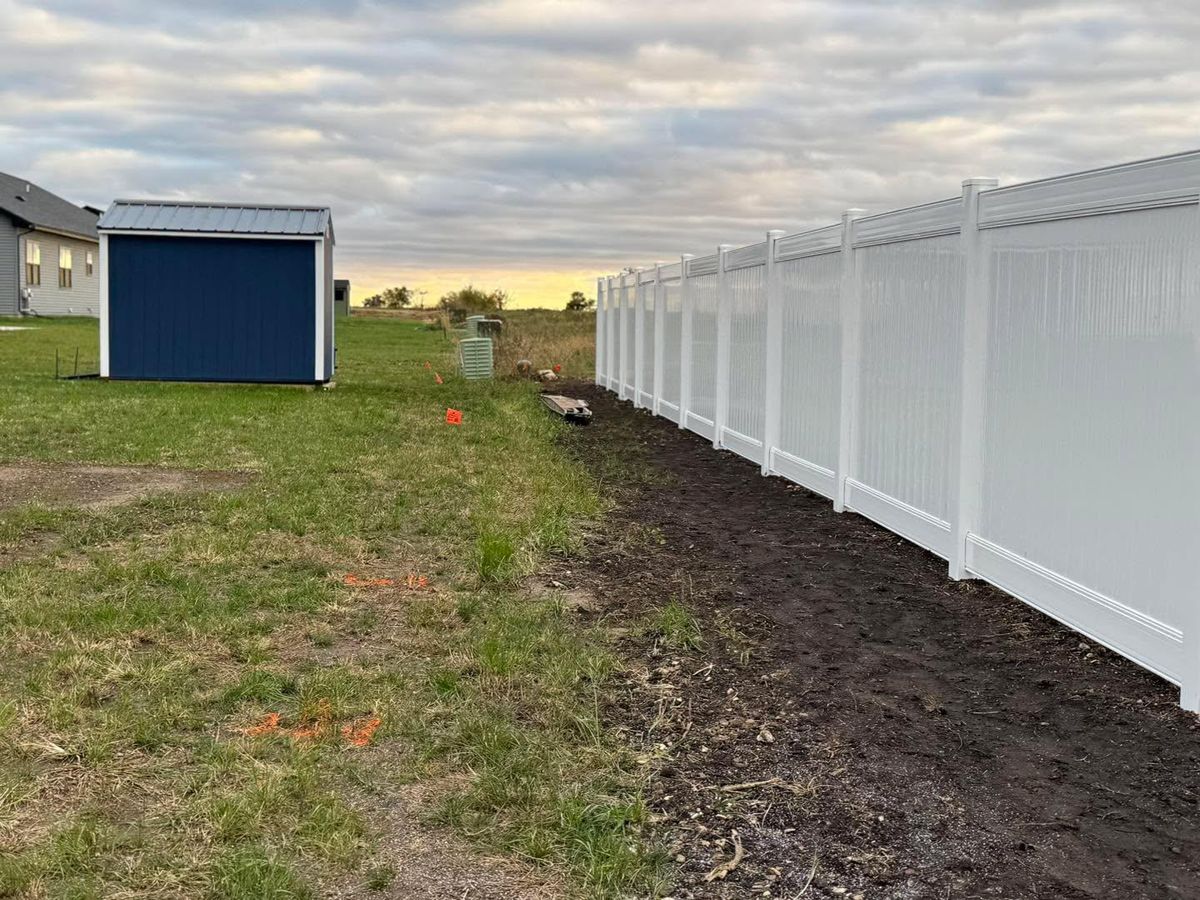 Fence Installation for Illinois Fence & Outdoors in Kewanee, IL
