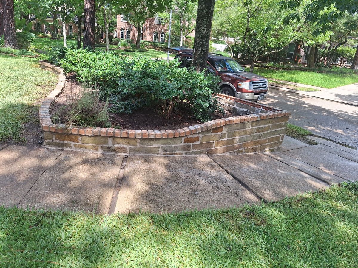 Landscape Installation for Lonestar Masonry in Pasadena, TX