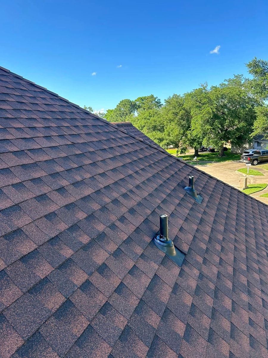 Roofing Installation for Loyalty Roofing in Conroe, TX