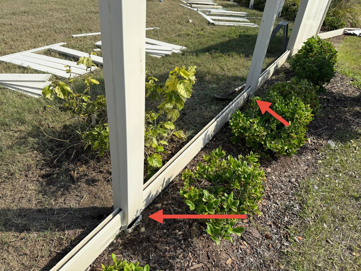 Vinyl Fence Repairs for Smith & Sons Fence Company in Riverview, FL