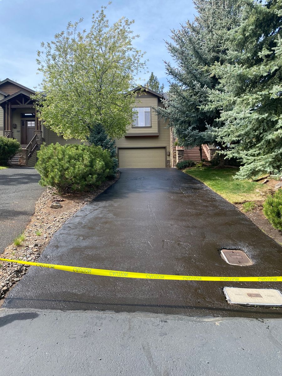 Driveway Sealcoating for Pacific Sealcoating in Bend, OR
