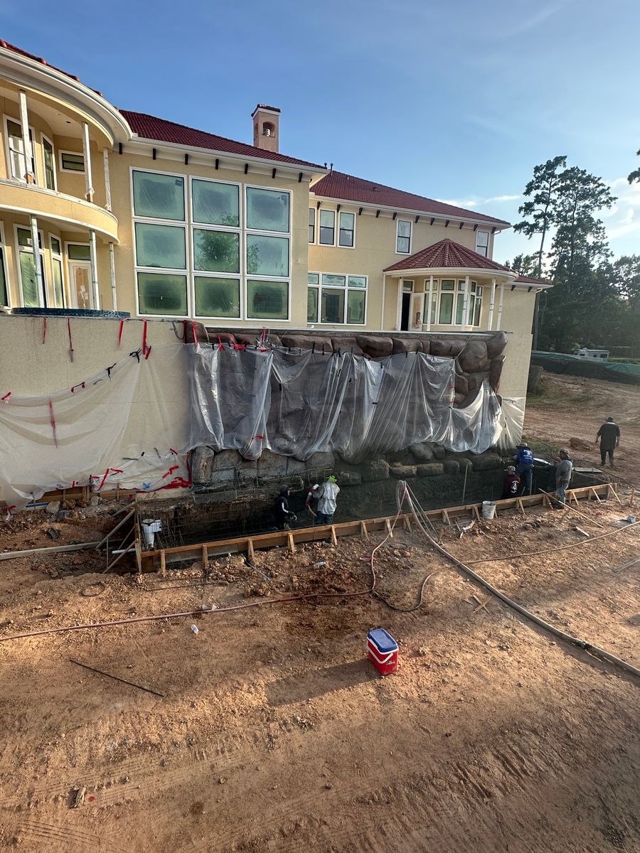 Custom Pool Construction for Azteca Pool Construction LLC in Houston, TX
