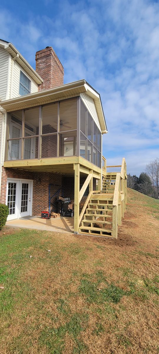 Deck & Patio Installation for Middle Man Construction in Fall Branch, TN