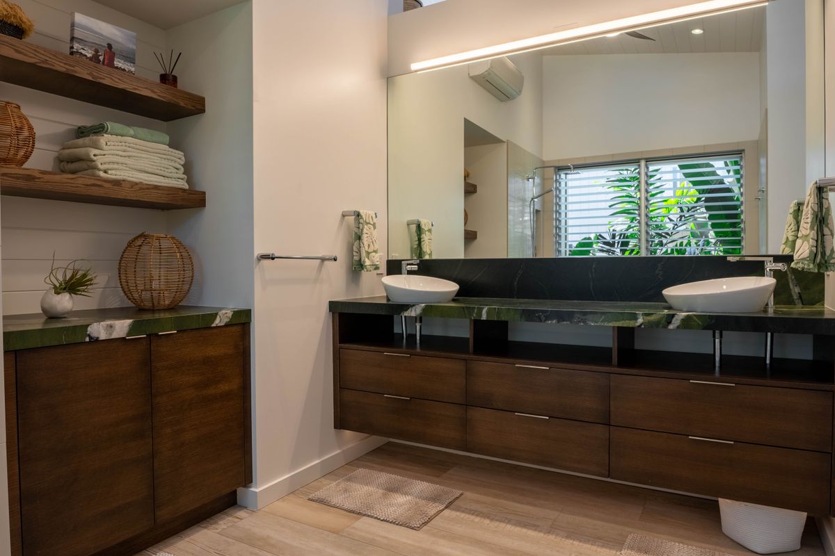 Custom Cabinetry for Alexander's Designs & Remodeling LLC in Kahului, HI