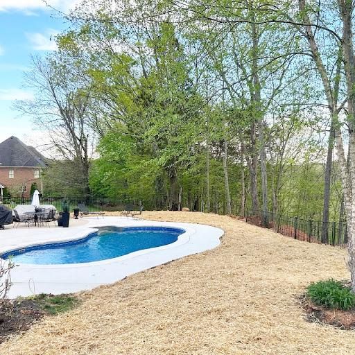 Seasonal & Specialty Services for DIRT PLUS LLC in Bowling Green, KY