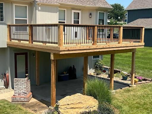 Deck Rebuilds for Done Right Decking in Leavenworth, KS