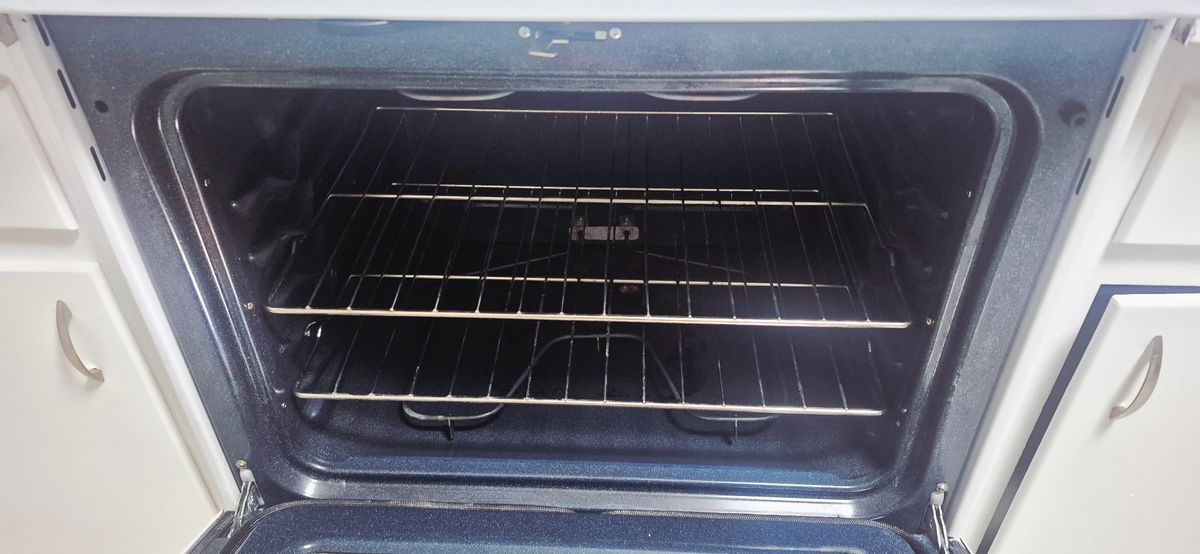 Move In / Move Out Cleaning for Down and dirty cleaning SVC LLC in Tallahassee, FL