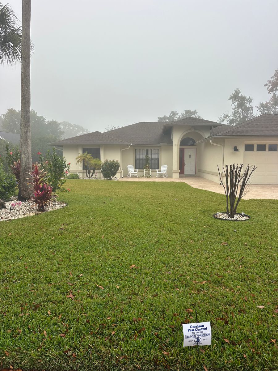 Lawn Spraying for Garrison Pest Control Inc in North Weeki Wachee, FL