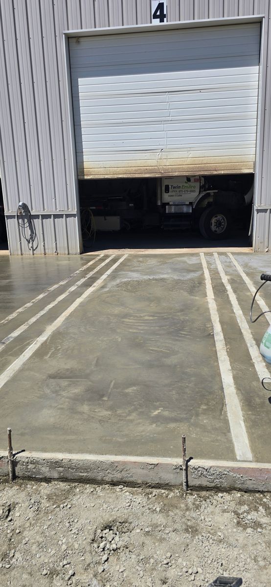 Concrete Slab Construction for Pando & Duarte Concrete LLC in Craig, CO