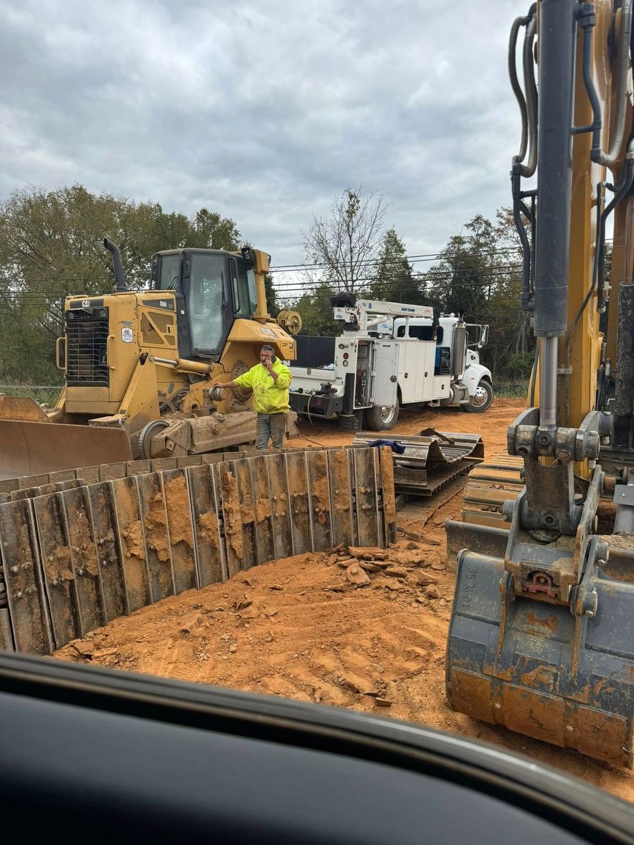 Sitework for Danny Rhodes Trucking & Excavation in Shepherdsville, KY