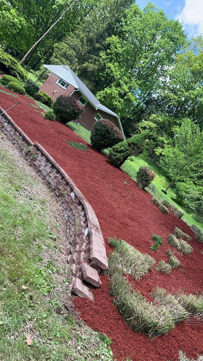 Landscaping for Detwiler Landscaping & Concrete in Butler County, PA