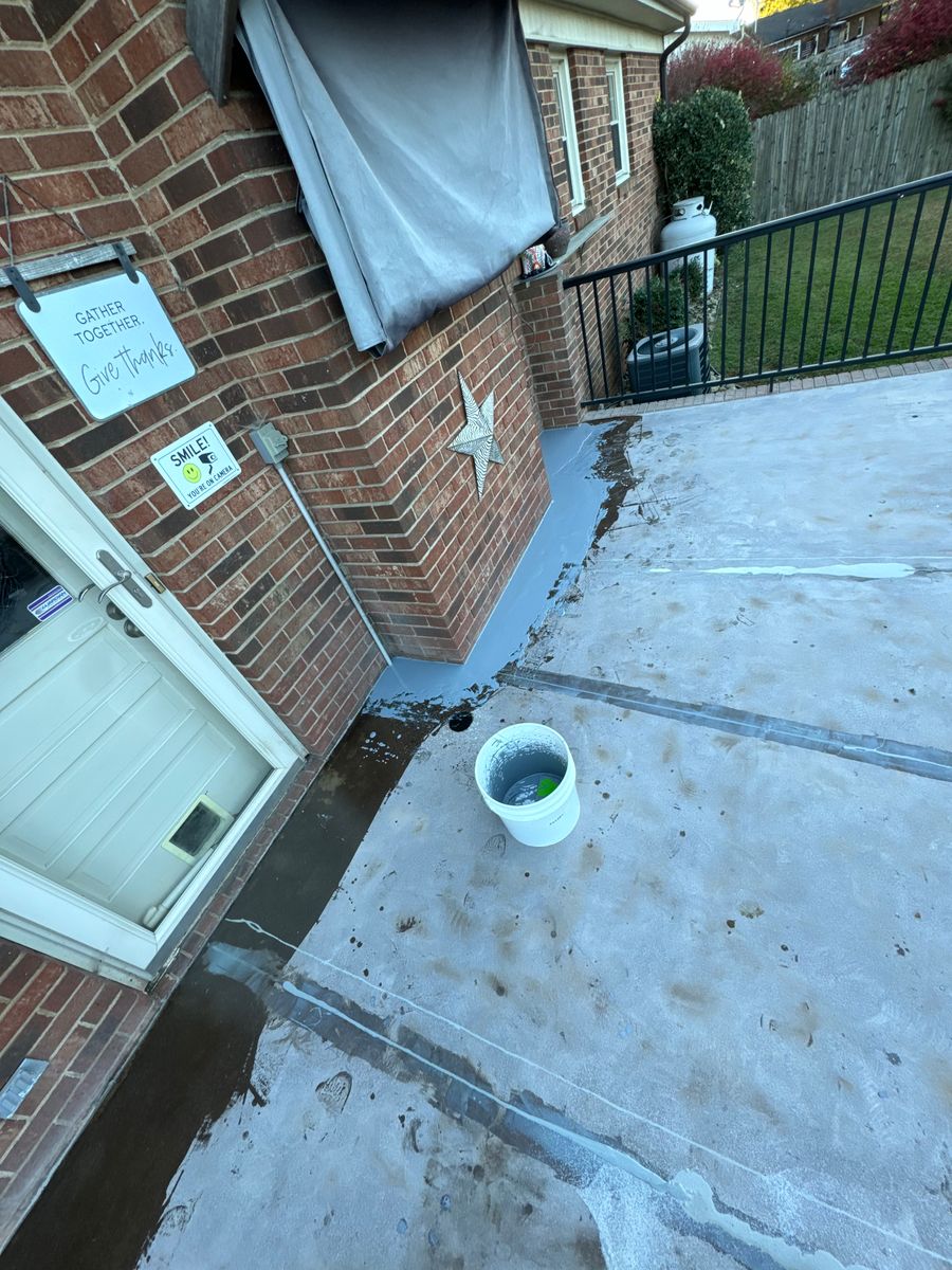 Garage Floor Repair for Mitchell’s Concrete Coatings in Taylorsville, NC