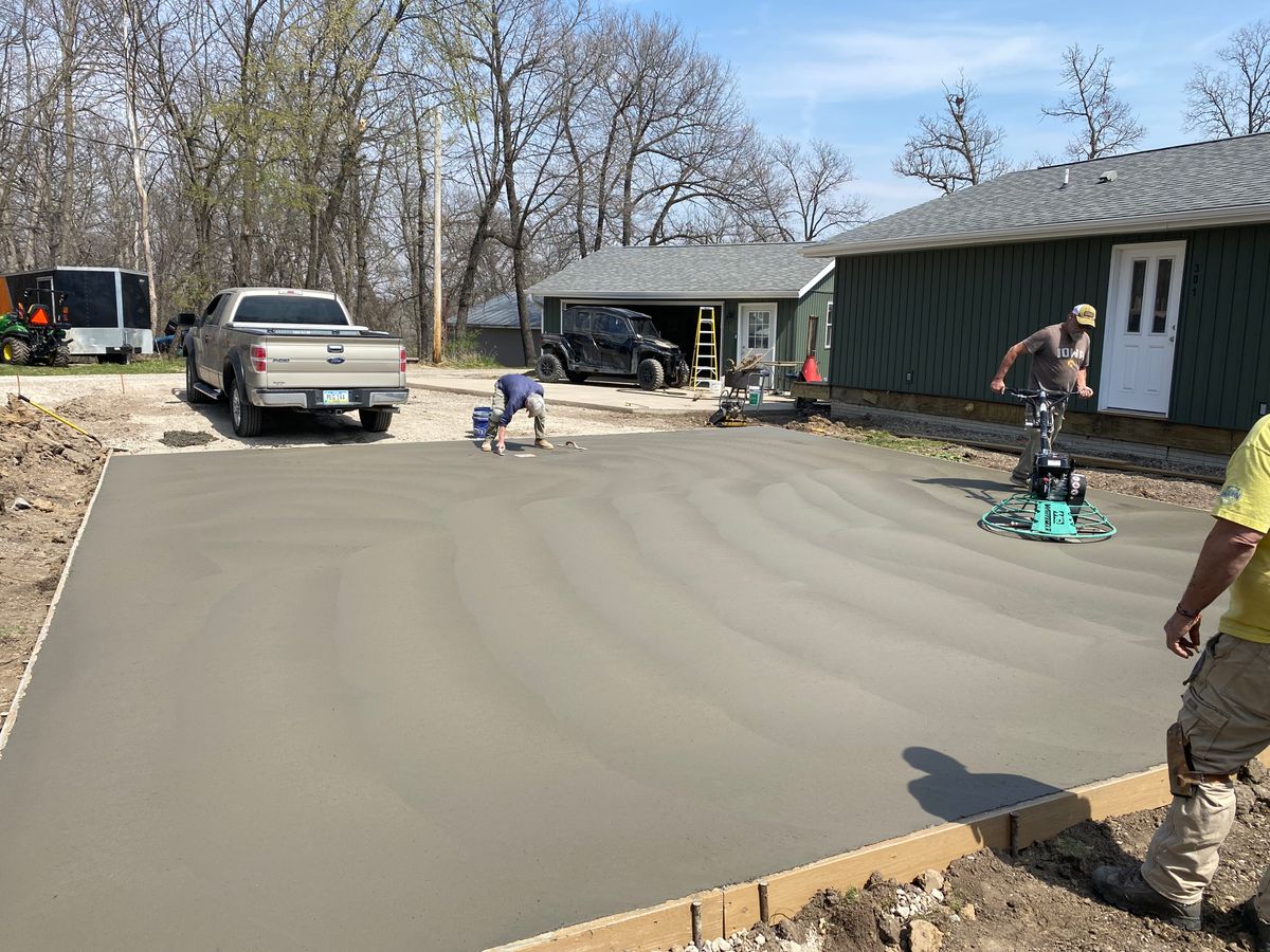 Concrete for Sly Construction LLC in Newton, IA
