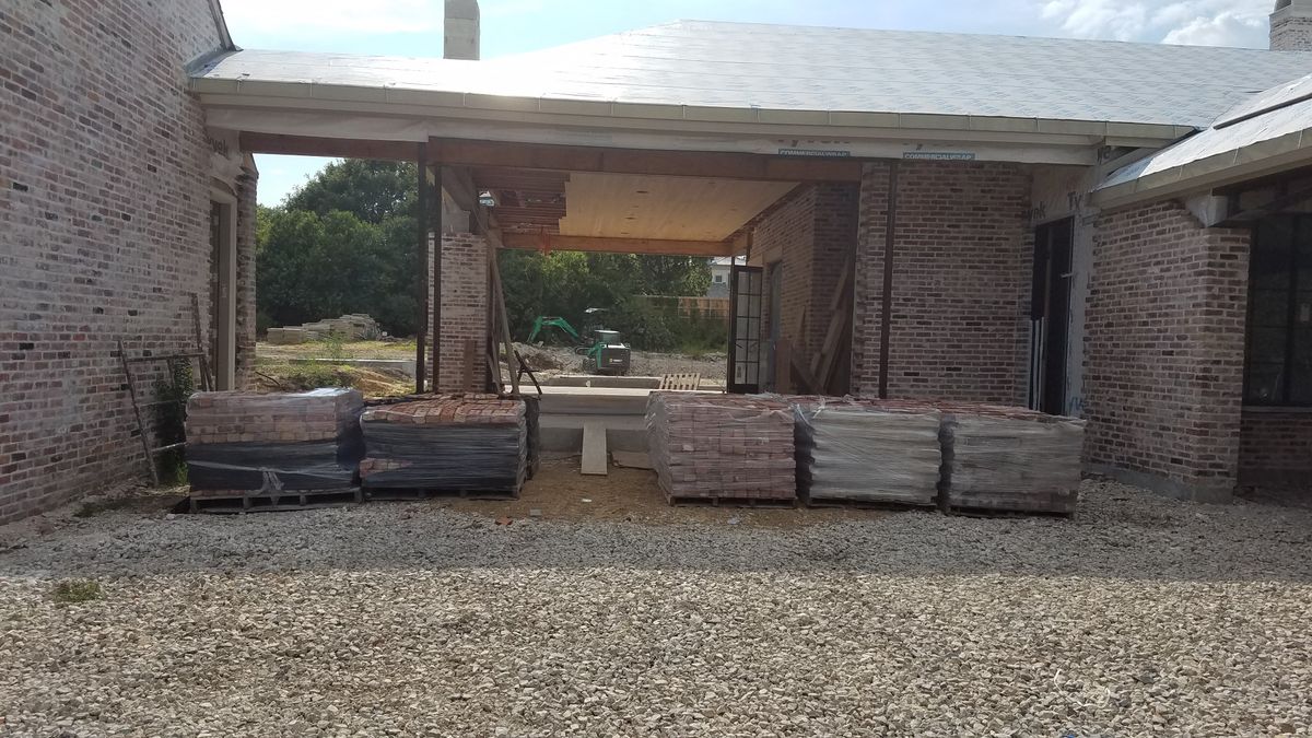 Bulk Brick Delivery for Huttash Brick Sales in Dallas, TX