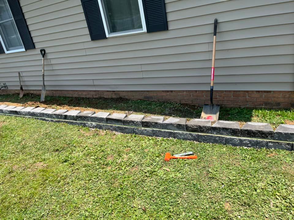 Retaining Wall Construction for Taylormade Land Service LLC in Hopkins County, KY