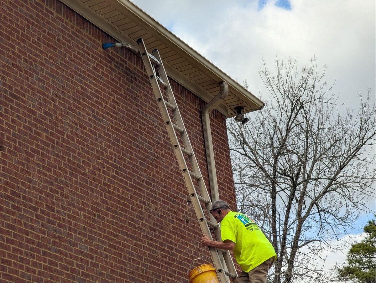 Window Cleaning for Squeaky Clean Windows Gutters & More in Hoover, AL
