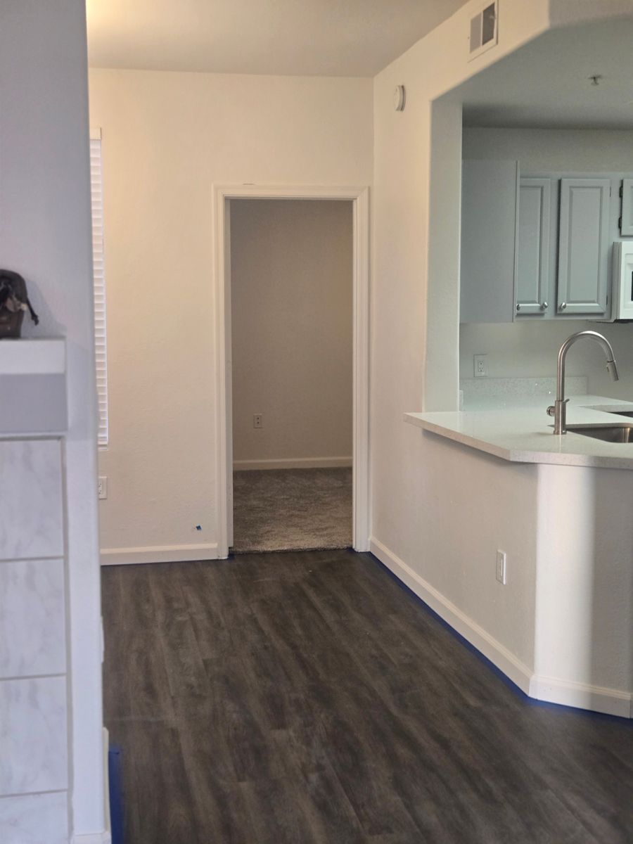 Flooring for H1 Painting Plus LLC in Surprise,  AZ