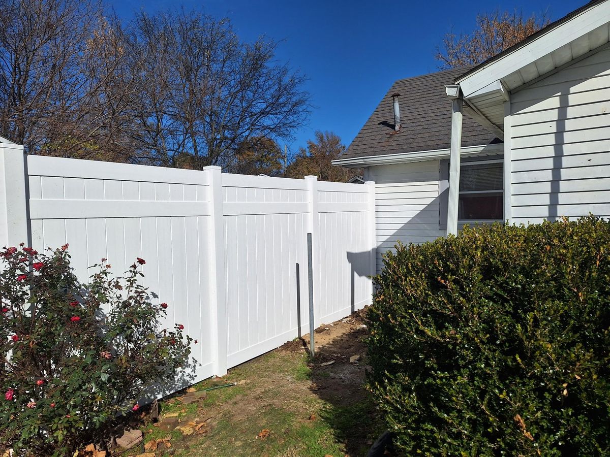 Fence Repair for Apex Fence in Henderson, KY