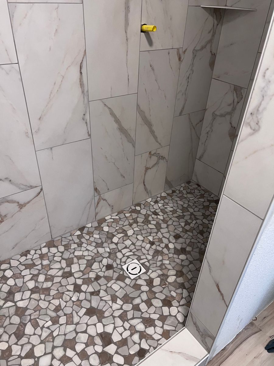 Bathroom Tiling for R. Royal Floors in Royalton, MN