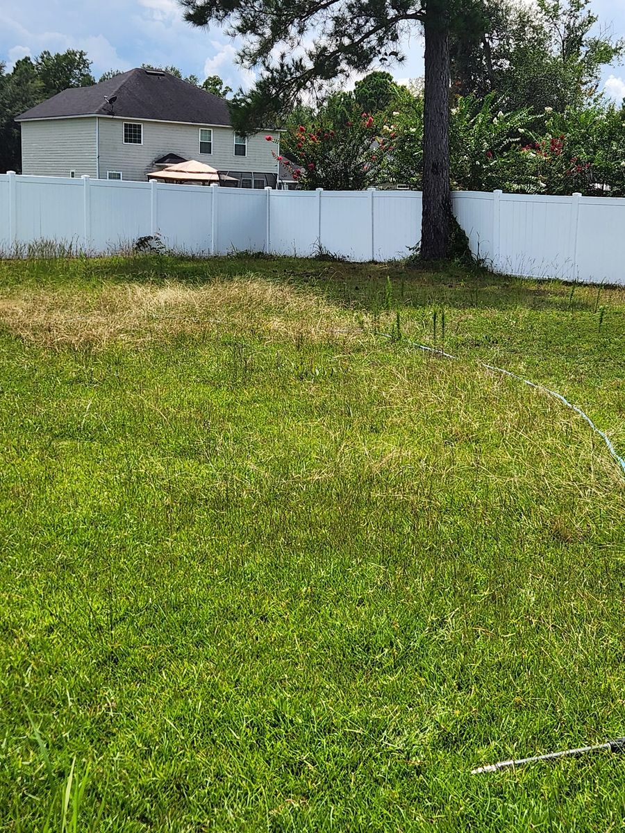 Lawn Maintenance for Enabreeze Pressure Washing and Lawn Care in Hinesville, GA