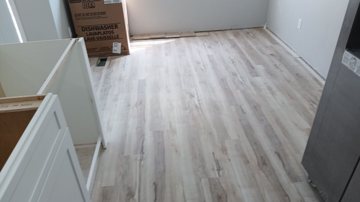 Floor Installation for Middle Tennessee Wood Floors in Clarksville, TN