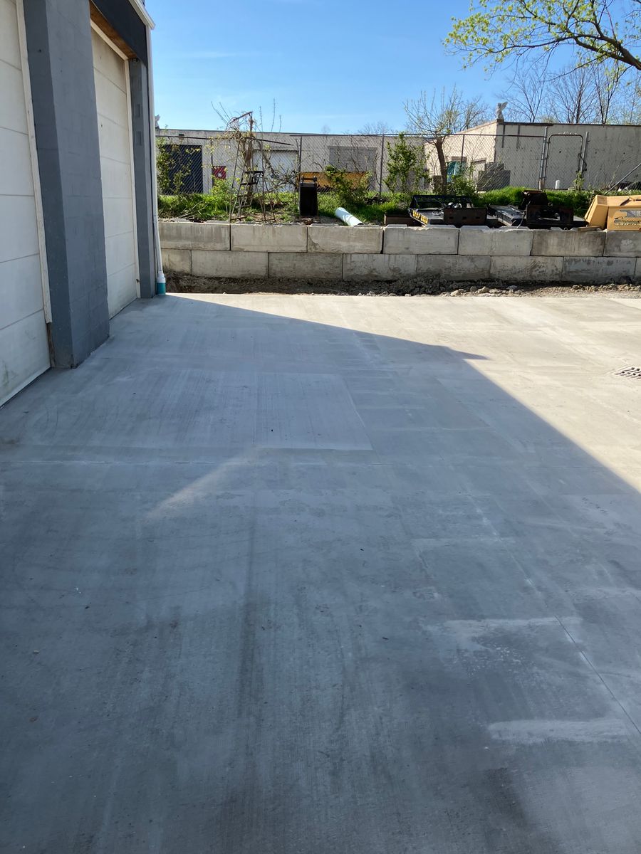 Concrete for Lake Erie Companies in Grand River, OH