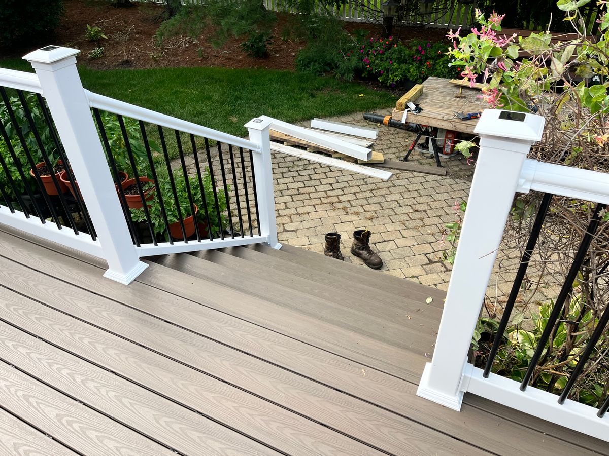 Composite Deck for Castle Fence & Deck LLC in Avon Lake, OH